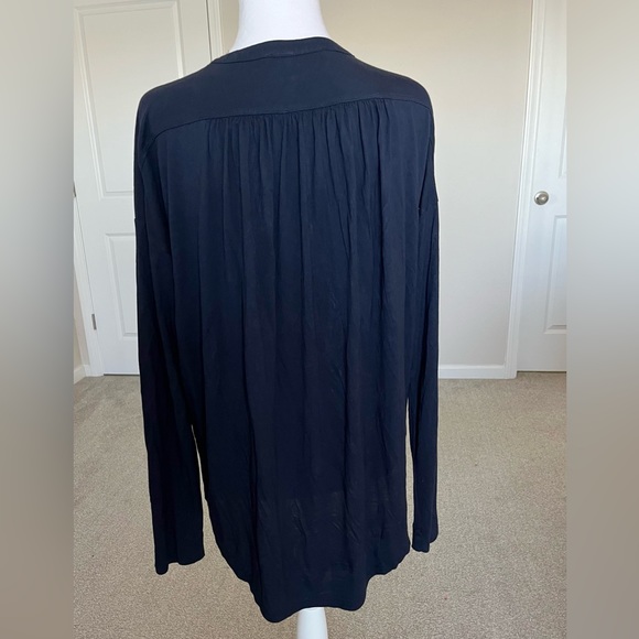 Loft Dark Navy Button Down Womans Size Large - Picture 3 of 4